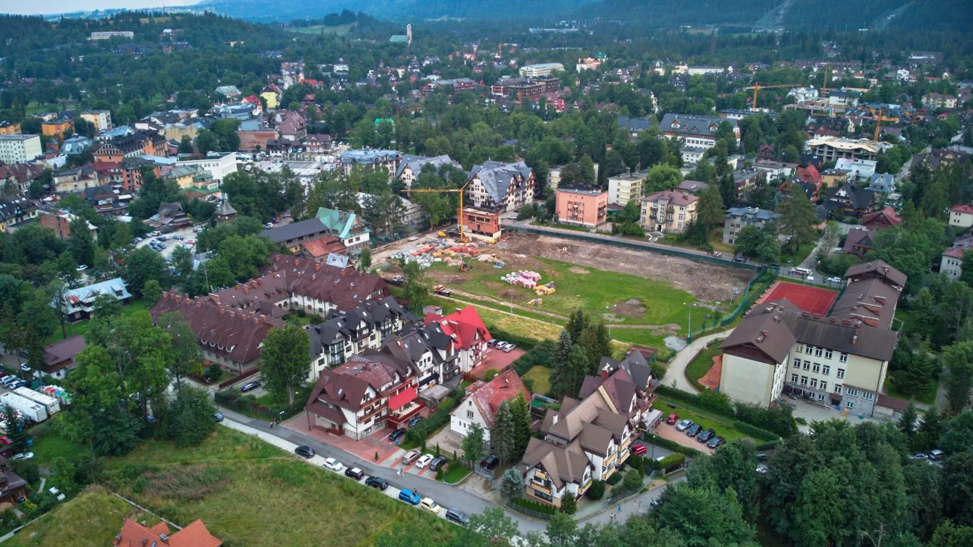 Villa Dom Wolnostojacy Przy Krupowkach Z Duzym Tarasem, Ogrodem I Kominkiem! Zakopane Poland